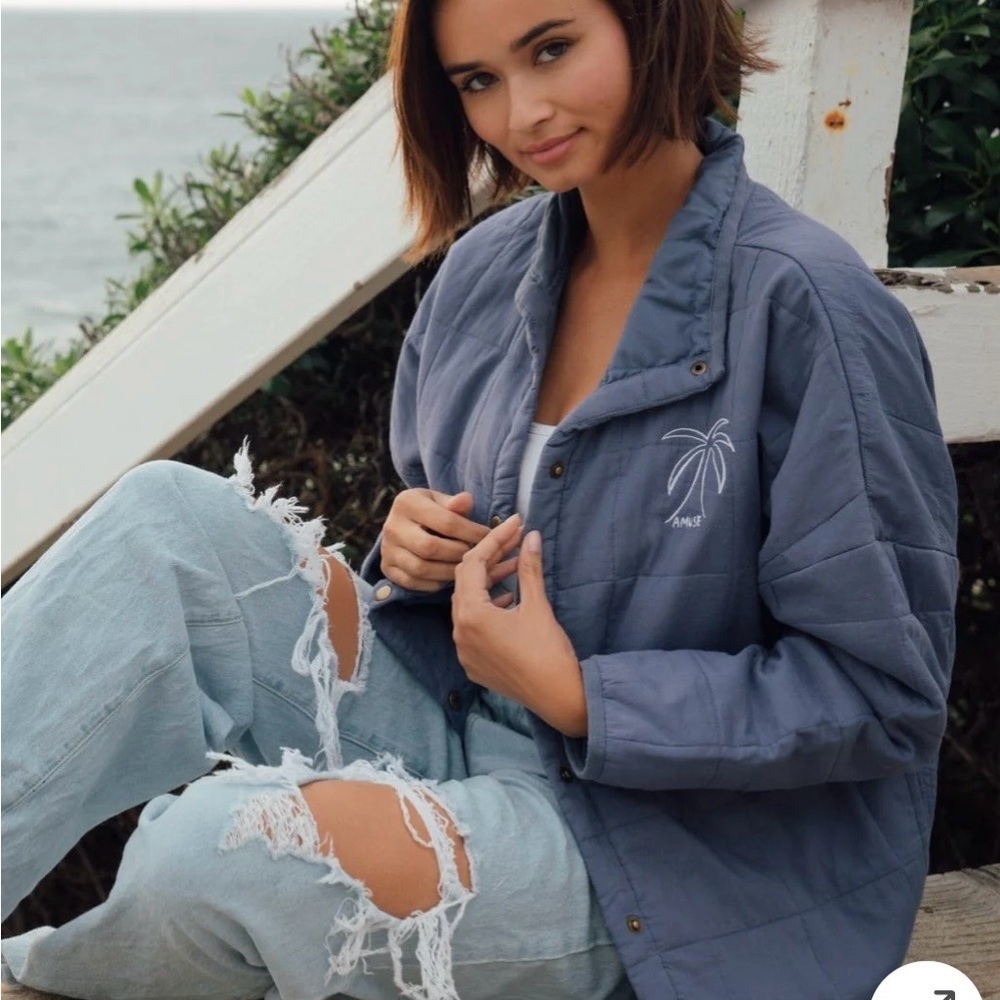 NWT Amuse Society The Sea Breeze Quilted Jacket w/ Palm Tree embroidery Sz M/L - Picture 2 of 7